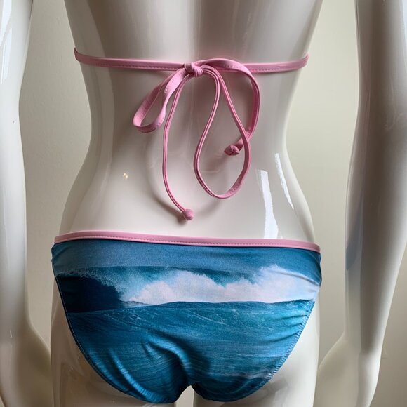 Aaron Chang blue & pink wave reversible bikini - Picture 8 of 11